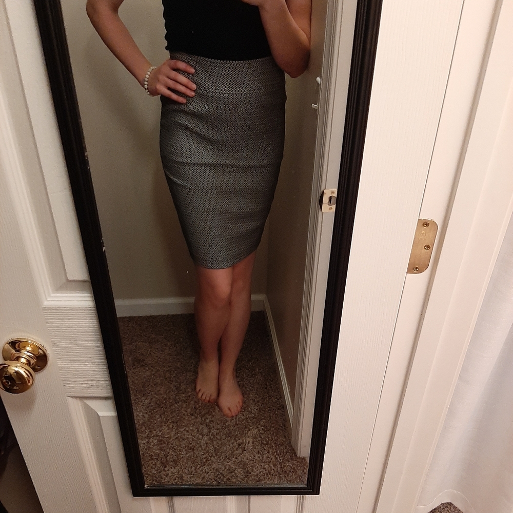 SOHO bodycon skirt (S)